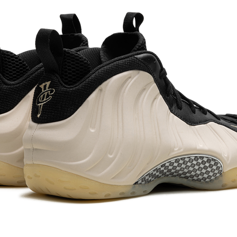 stadium goods foamposite