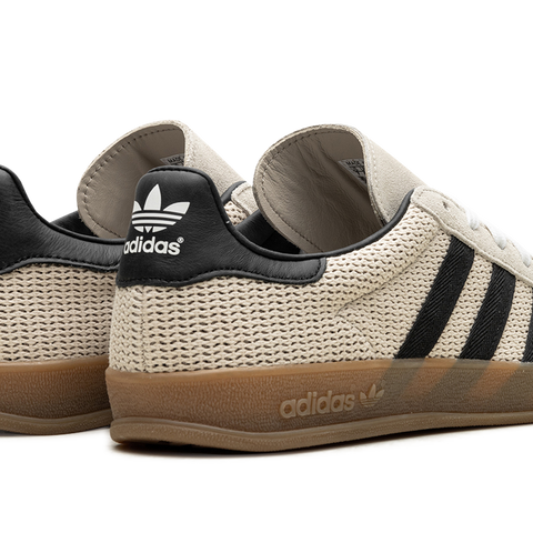Sneakers adidas Gazelle Indoor Aluminium/ Core Black/ Gum US 3.5 Sneakers adidas Gazelle Indoor Aluminium/ Core Black/ Gum US 3.5