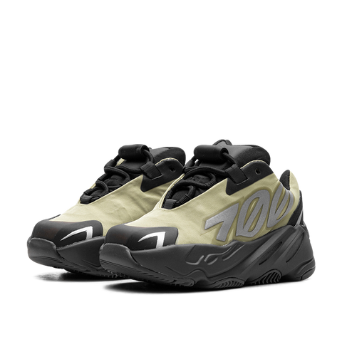 adidas Yeezy Boost 700 MNVN Resin (Infants) 9K