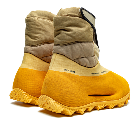 YEEZY Yeezy Knit Runner Boot 
