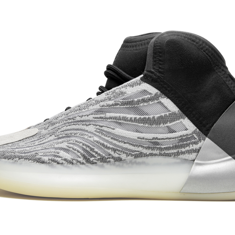 Kanye West × Adidas / YZY QNTM YEEZY Yeezy QNTM