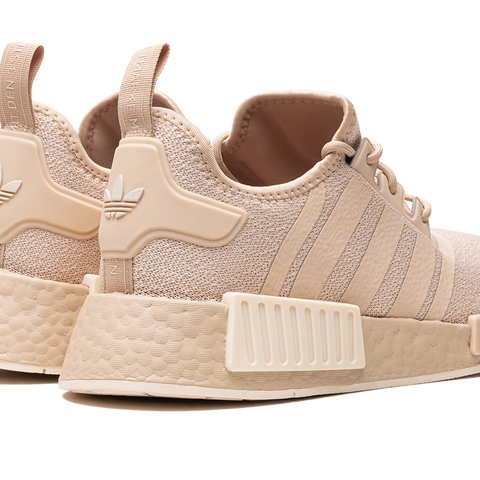 NMD R1 WMNS retail Stadium