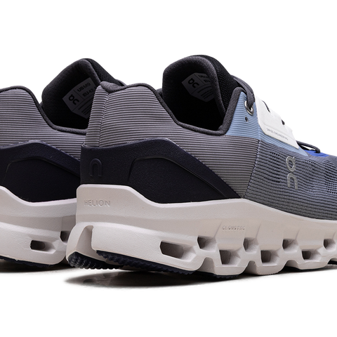 ON RUNNING Cloudstratus  display picture 1