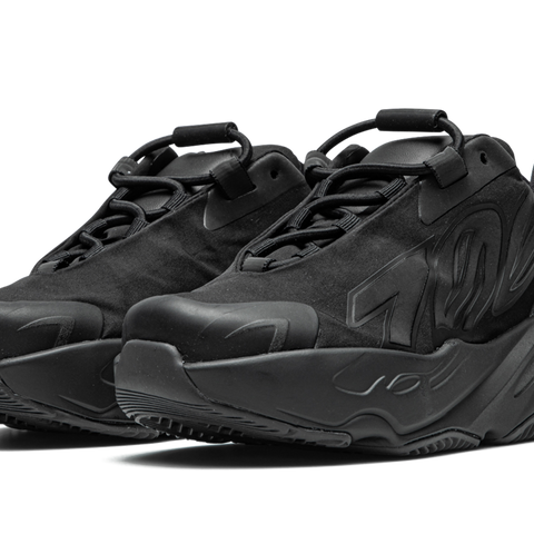 【まーりん様】YEEZY BOOST 700 MNVN KIDS  BLACK Buy adidas Yeezy Boost 700 MNVN Kids 'Triple Black' - FY4394 | GOAT