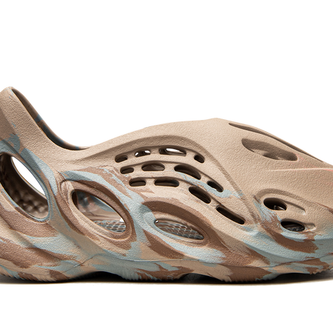 YEEZY Yeezy Foam Runner "MX Sand Grey" Stadium Goods YEEZY Yeezy Foam Runner "MX Sand Grey" Stadium Goods