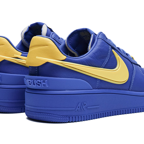 NIKE Air Force 1 Low 
