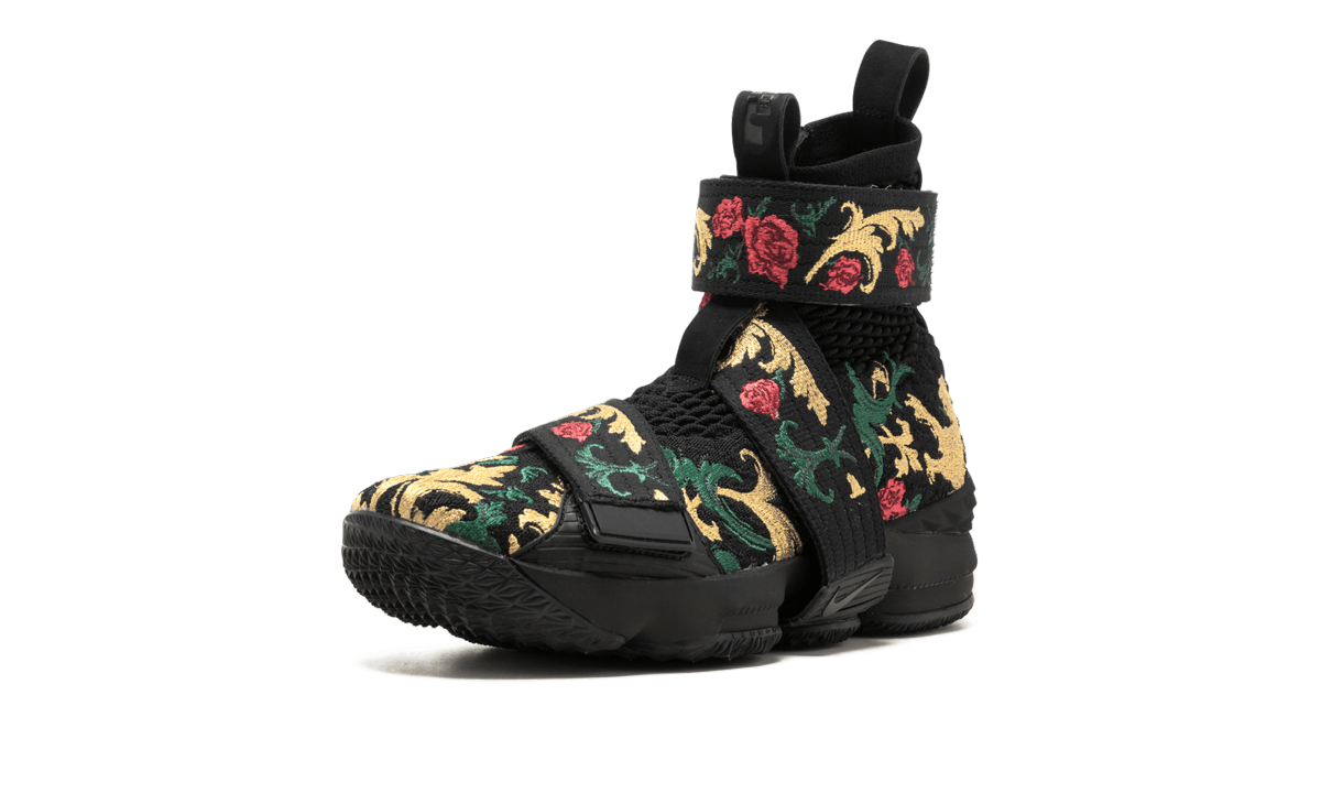 chinese new year lebron 15