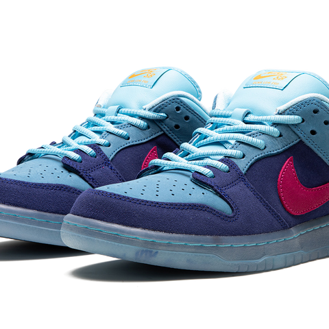 SB Dunk Low