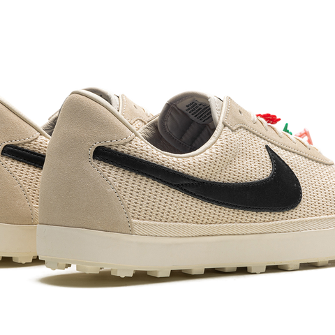 NIKE Astro Grabber 