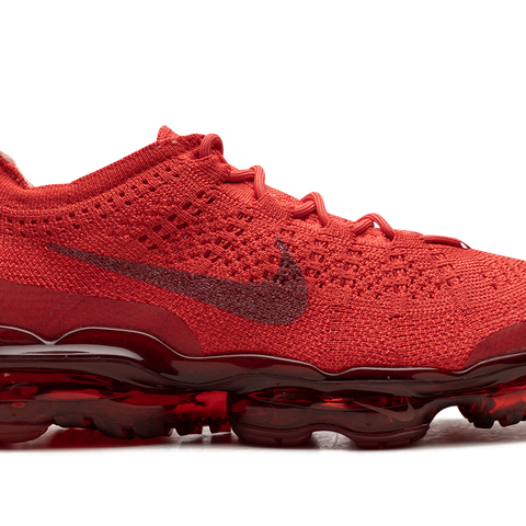 Red vapormax shop