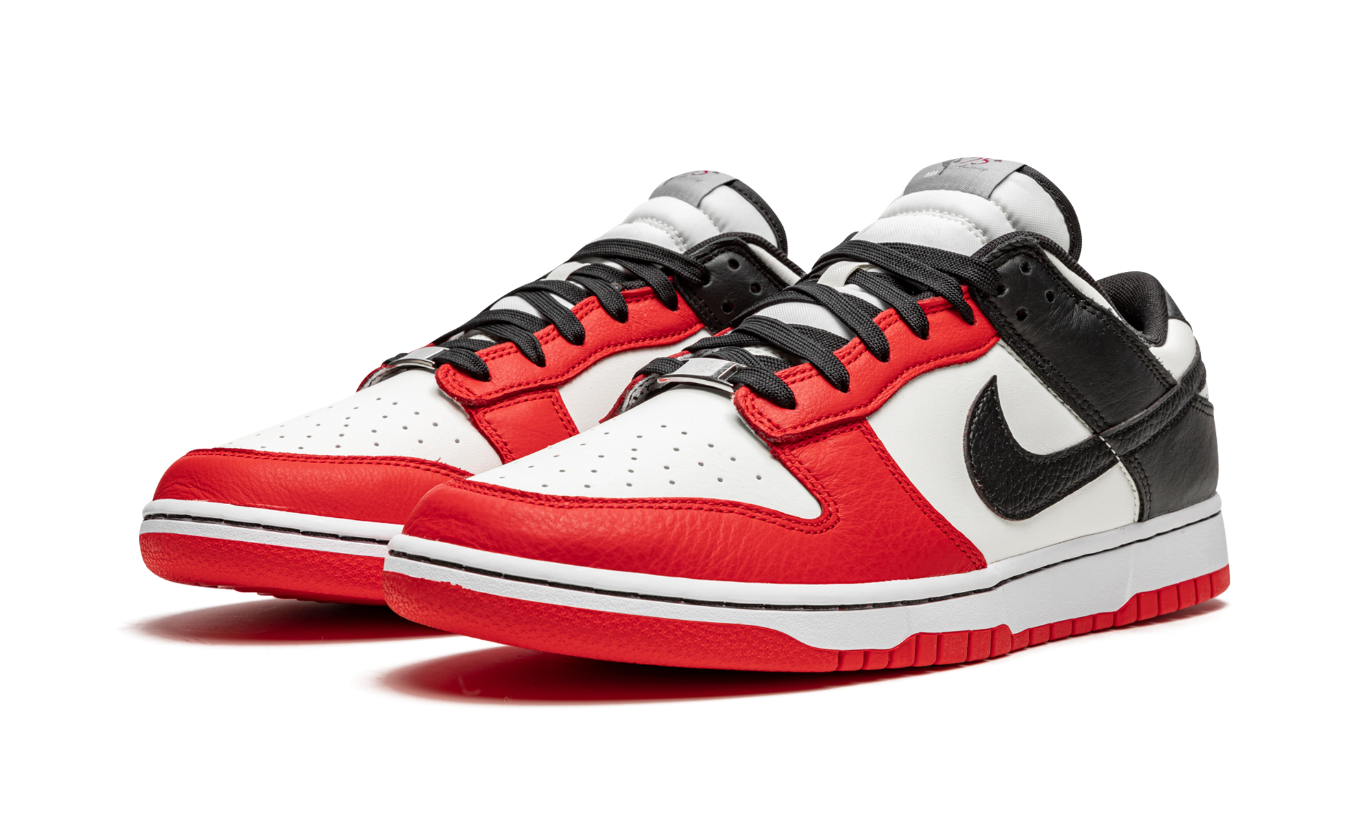 nike dunk 75th anniversary bulls