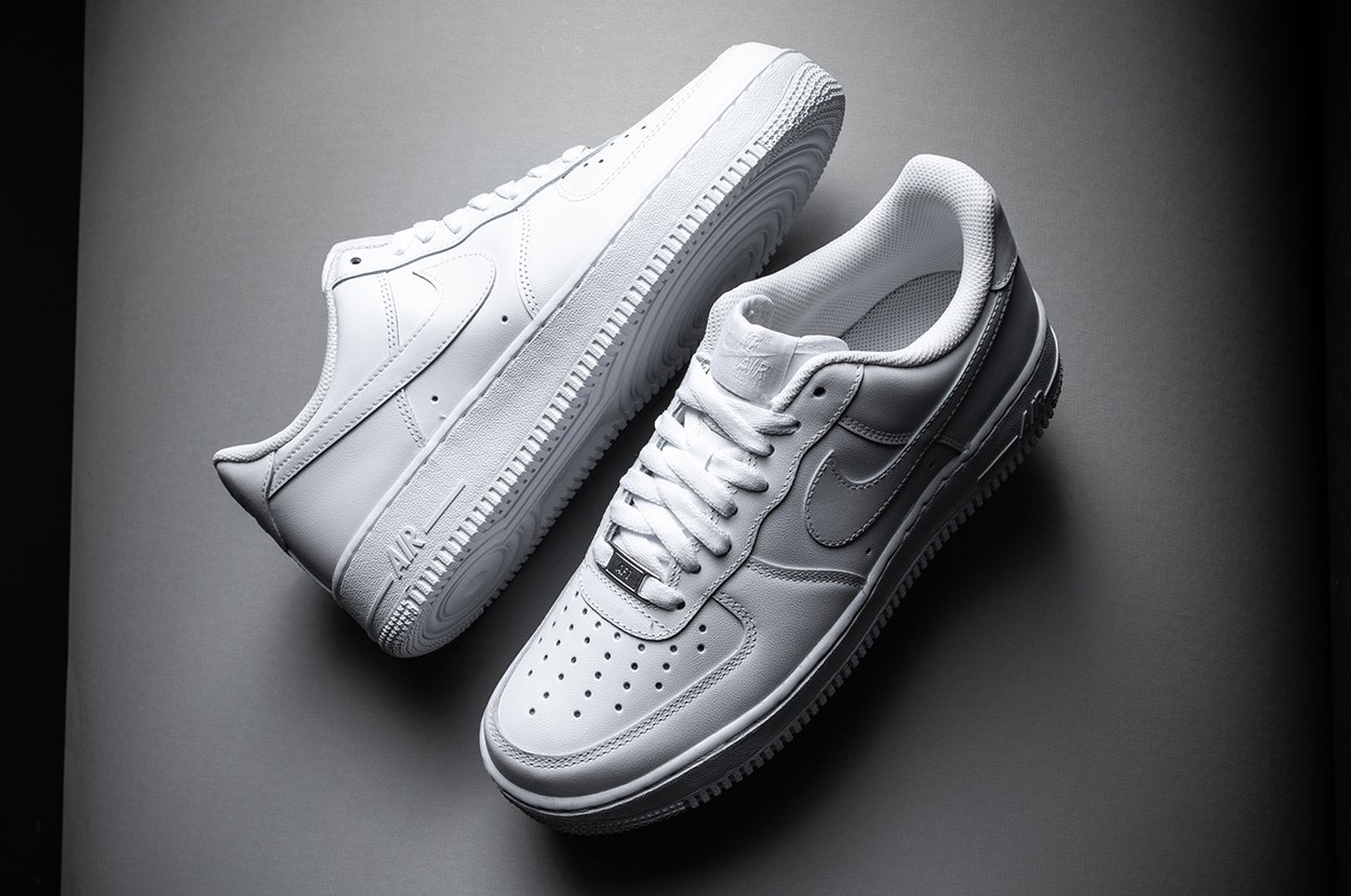 toilet pessimistisk Ballade The Nike Air Force 1 Size and Fit Guide - Stadium Goods