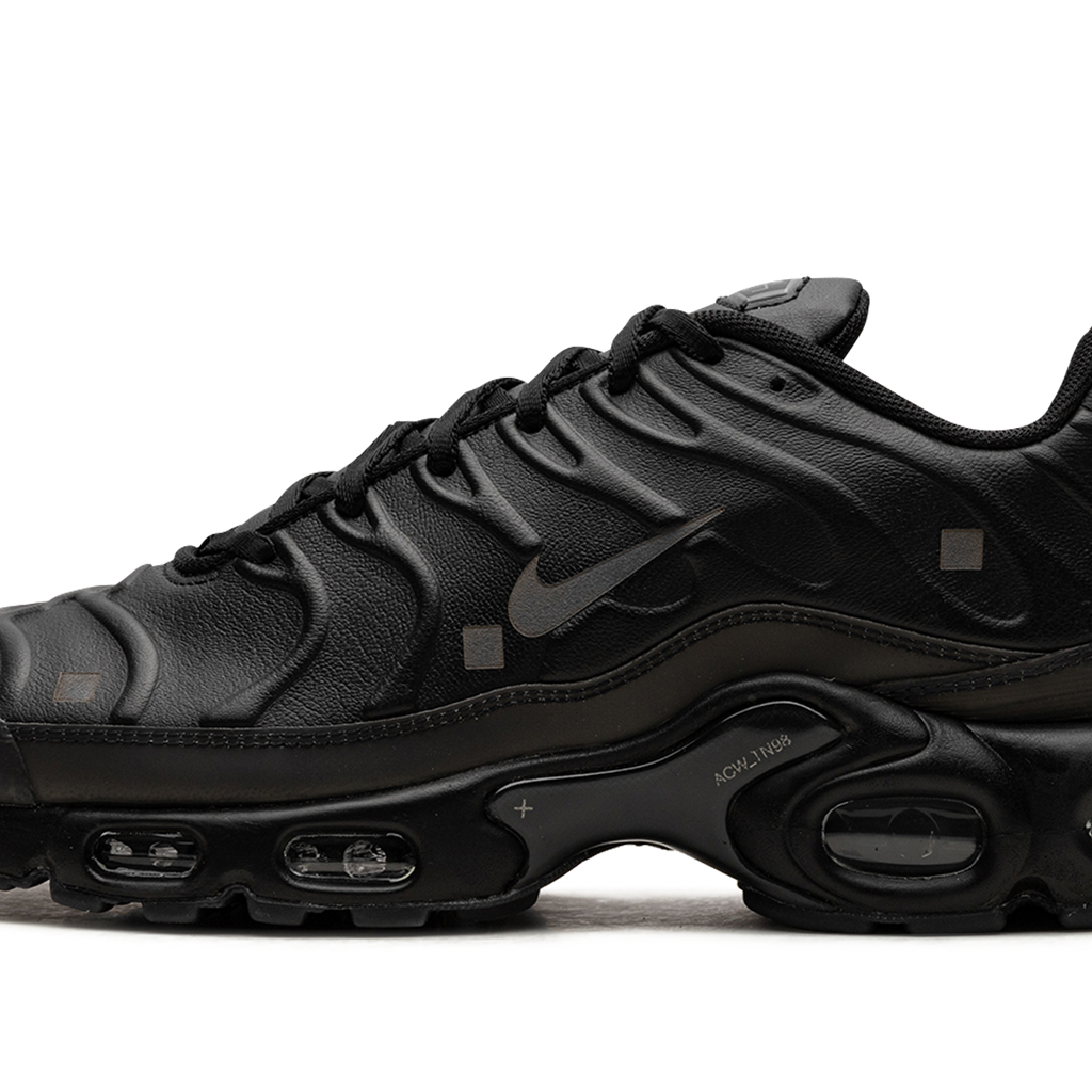 NIKE Air Max Plus 