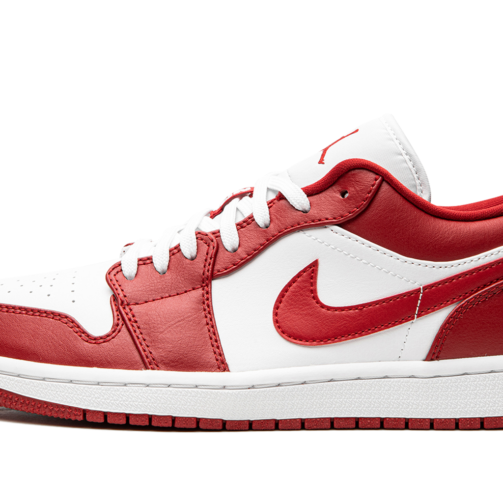 Jordan 1 gym red resell sales