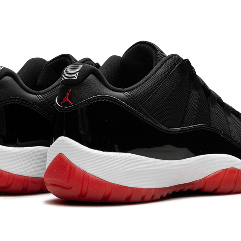 stadium goods bred 11