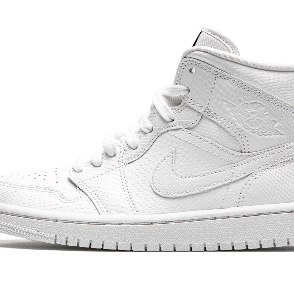 Jordan 1 snakeskin womens on sale