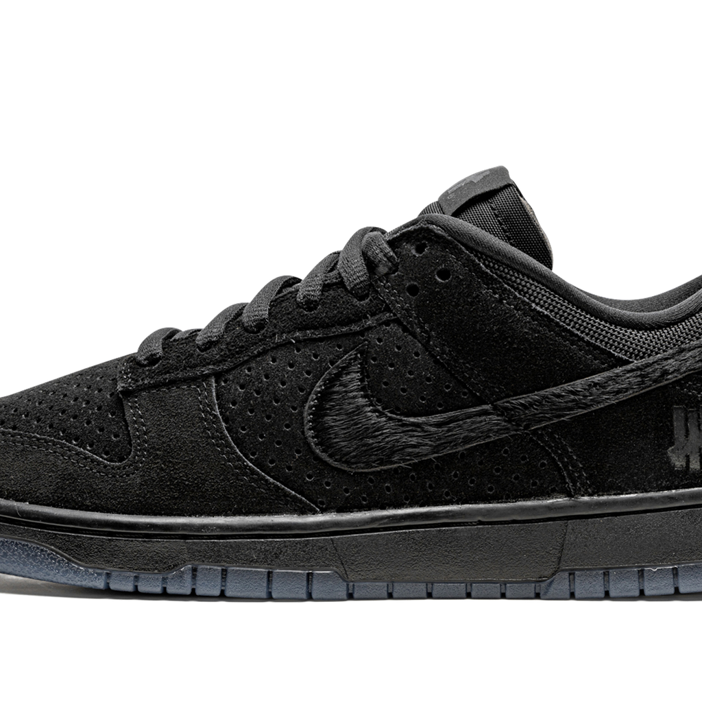 UNDEFEATED × Nike Dunk Low SP UNDEFEATED × Nike Dunk Low SP