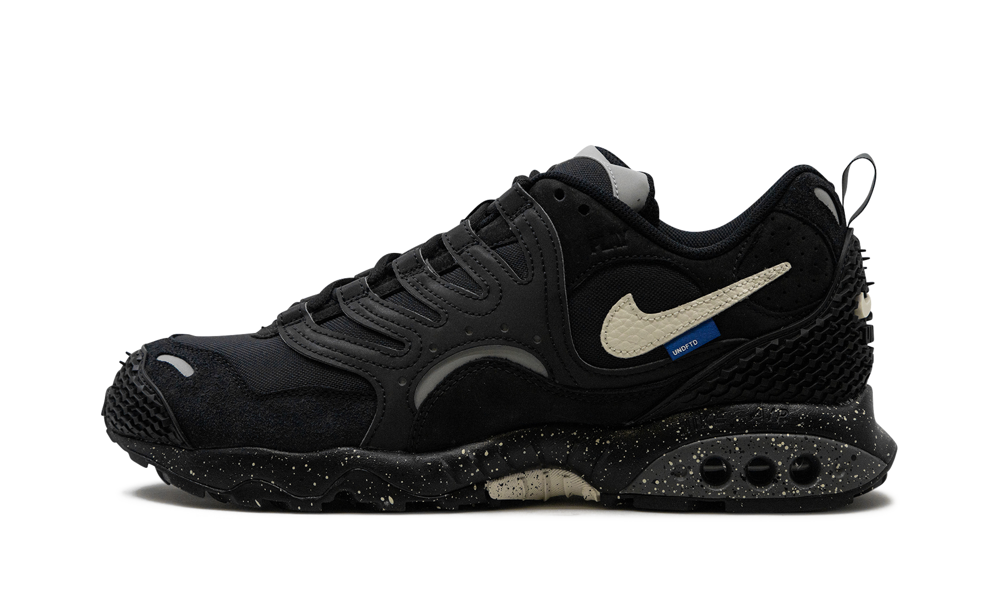 NIKE Air Terra Humara 